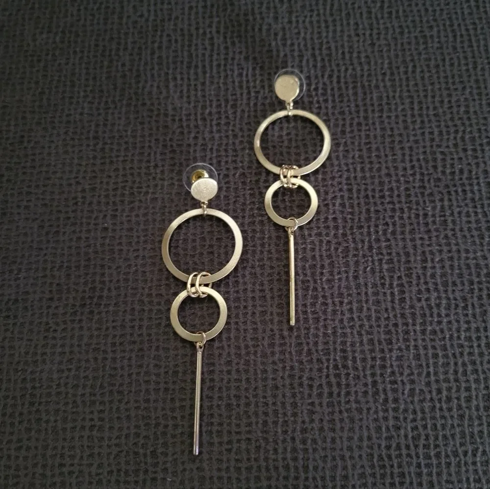 Geometric📐 Brushed🖌️ Gold💛 Dangle Earrings